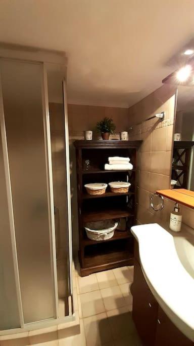 Carlito"S Apartment 1 Next To Metro Station Атина Екстериор снимка