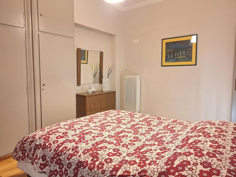 Carlito"S Apartment 1 Next To Metro Station Атина Екстериор снимка